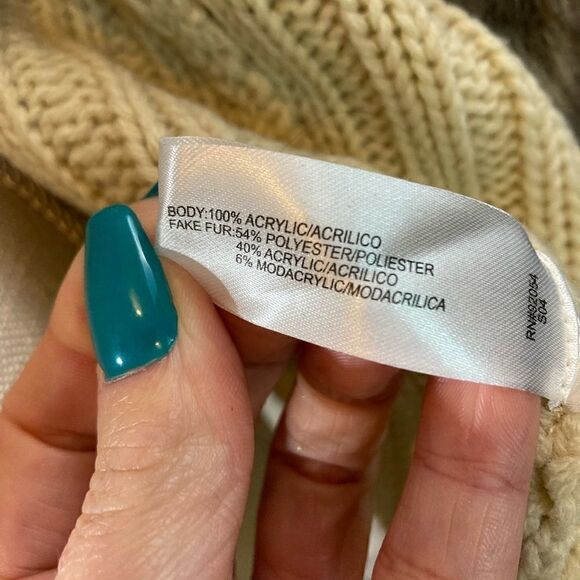 Vintage Faux Fur Lined Vest - Picture 9 of 13